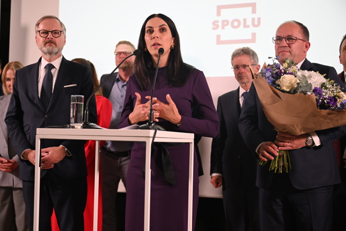 FOTO: Markéta Pekarová Adamová na tiskové konferenci SPOLU. – stránka 2
