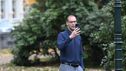 FOTO: Místo společenského small talku volil ticho a soukromí.