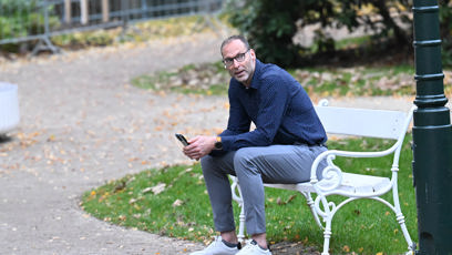 FOTO: Po celou dobu se držel mimo světla reflektorů.