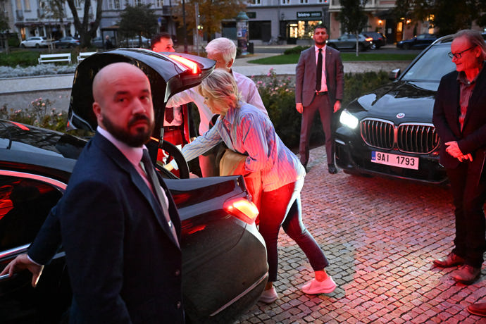 FOTO: Manželé Pavlovi dorazili na Forbes akci. – stránka 10