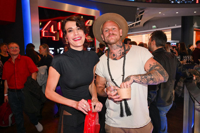 FOTO: Monika Timková a Adam Raiter na premiéře české reality show Naked Attraction. – stránka 1