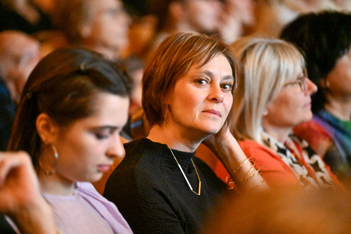 FOTO: Klára Pollertová-Trojanová vypadala dobře. – stránka 7