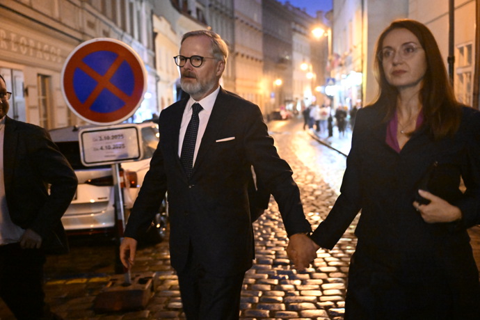 FOTO: Petr Fiala s manželkou. – stránka 51