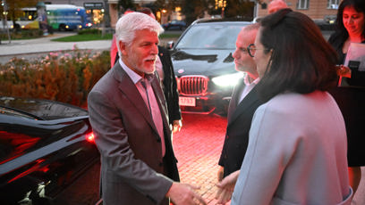 FOTO: Petr Pavel ve Varech,