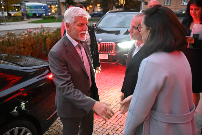 FOTO: Petr Pavel ve Varech, – stránka 93