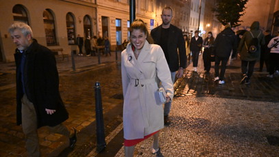 FOTO: Eva Decroix na odchodu ze štábu SPOLU.