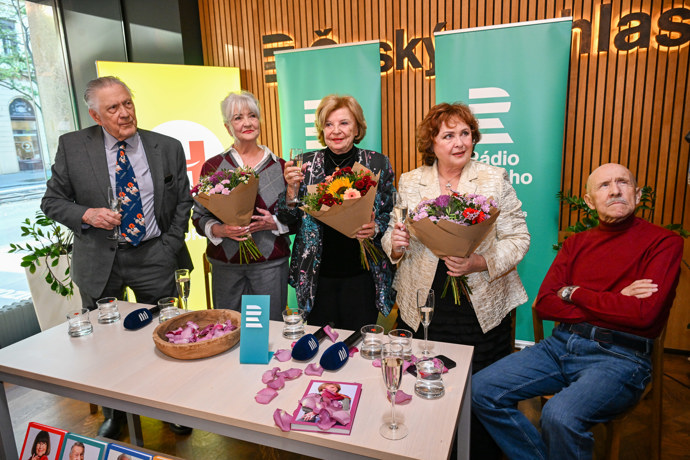 FOTO: Křest nové knihy Libuše Švormové s názvem Děkovačky Libuše Švormové. – stránka 13