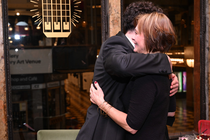 FOTO: Klára Pollertová-Trojanová se synem Josefem. – stránka 1