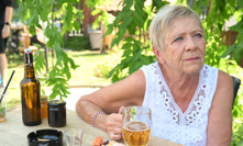 Jaroslava Obermaierová s pivečkem.