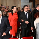 Markéta Pekarová Adamová ví, jaký střih šatů jí sluší. Červený model krásně zvýrazňuje pas a červená barva upoutá pozornost.