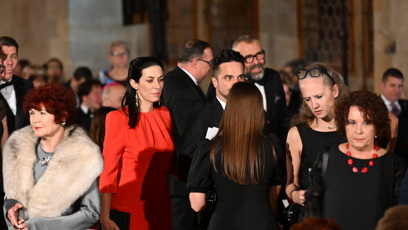 FOTO: Elegantní róba Markéty Pekarové Adamové ve Vladislavském sále.