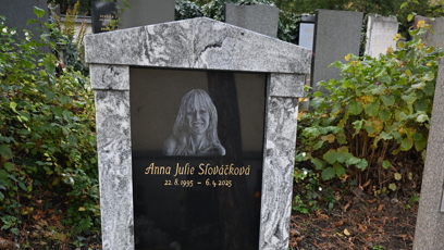 FOTO: Hrob Aničky Slováčkové.