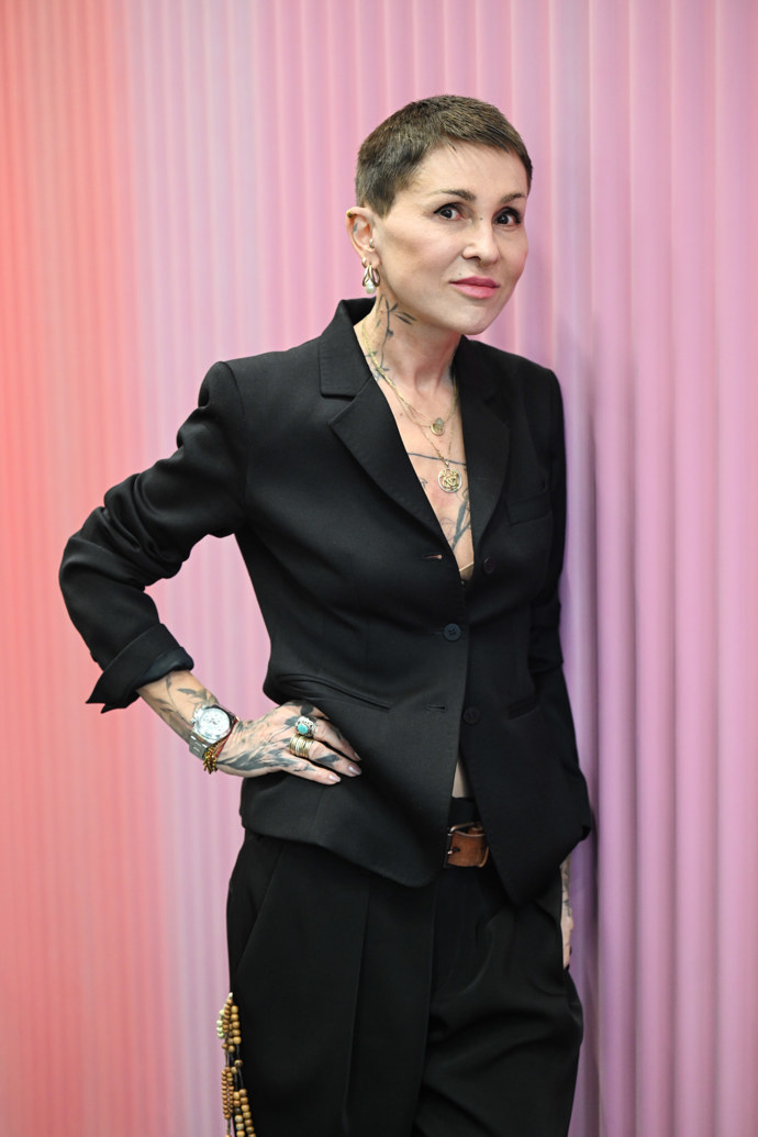 FOTO: Kaira se změnila k nepoznání. – stránka 23