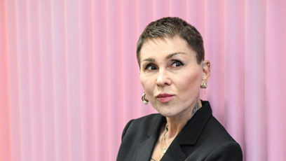 FOTO: Kaira se přestala schovávat za vlasy.