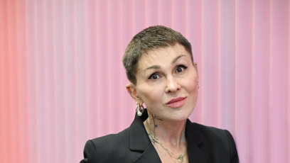 FOTO: Kaira pod sakem neměla nic.