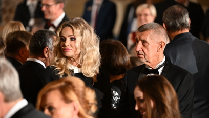 FOTO: Andrej Babiš s Monikou Babišovou ve Vladislavském sále.