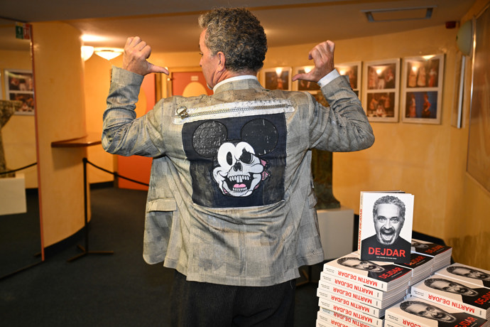 FOTO: Martin Dejdar měl originální bundu. – stránka 38