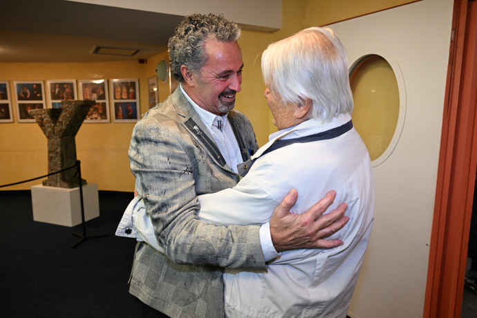 FOTO: Martin Dejdar se vítá s Hynkem Bočanem. – stránka 2