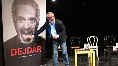 FOTO: Petr Vacek vtipně uvedl knihu Martina Dejdara.