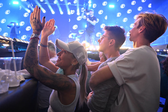 FOTO: Lunetic přilákal i známé osobnosti. – stránka 72