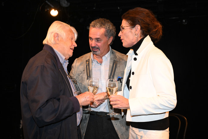 FOTO: Kniha Dejdar se křtila v pražském divadle Studio Ypsilon. – stránka 15