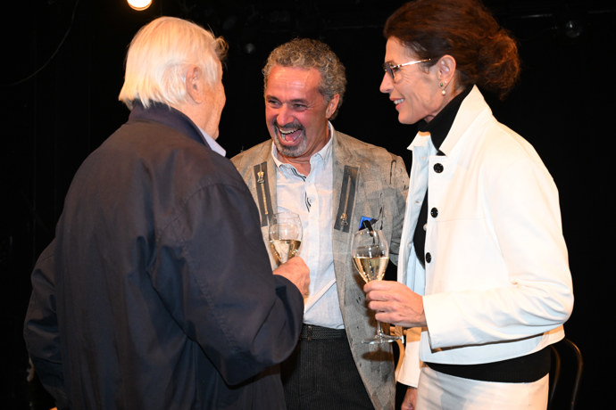 FOTO: Martin Dejdař křtil knihu v divadle Ypsilon. – stránka 14