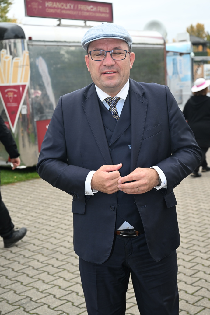 FOTO: Velká pardubická 2025. – stránka 33