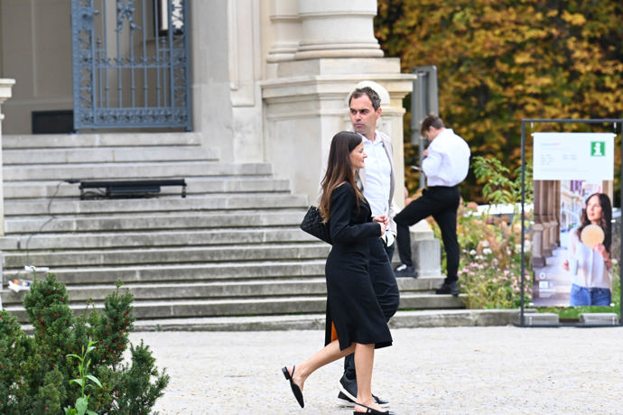 FOTO: Filip Sajler s manželkou v Karlových Varech. – stránka 3