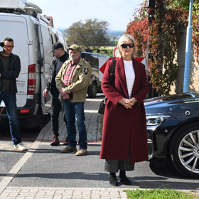 Eva Pavlová přijela k volbám.