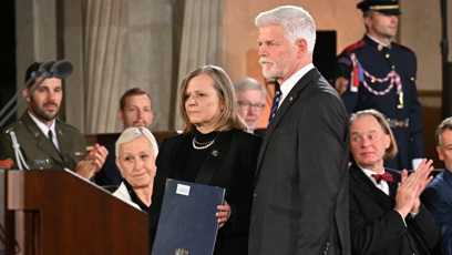 FOTO: Markéta Pávová na Pražském hradě při přebírání státního vyznamenání.