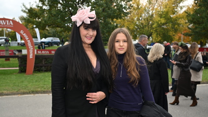 FOTO: Velká pardubická 2025.