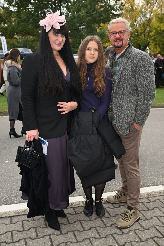 FOTO: Velká pardubická 2025. – stránka 2