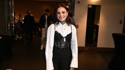 FOTO: Michaela Cútová ve společnosti.