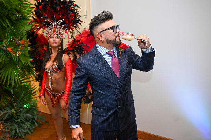 FOTO: Narozeninový oslavenec. – stránka 68