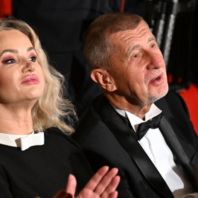 Manželé Babišovi vypadali velmi spokojeně.