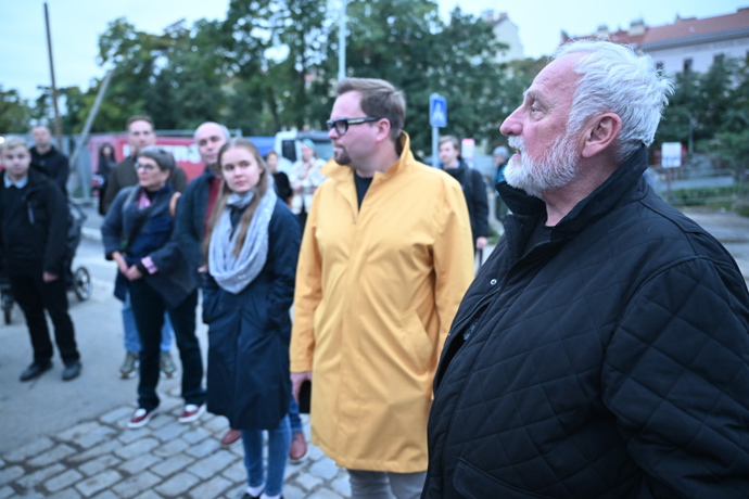 FOTO: V neděli se uskutečnily demonstrace proti Filipu Turkovi. – stránka 11