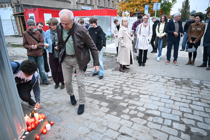 FOTO: V neděli se uskutečnily demonstrace proti Filipu Turkovi. – stránka 9