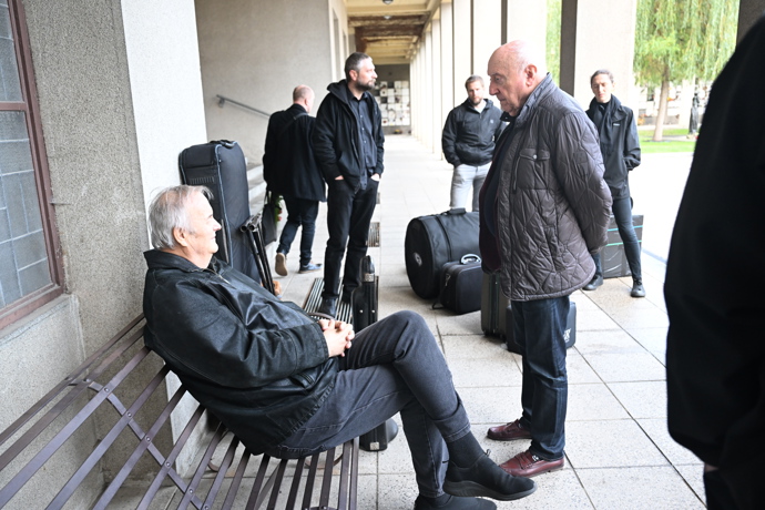 FOTO: Poslední rozloučení s hudebníkem Janem Šatrou. – stránka 92