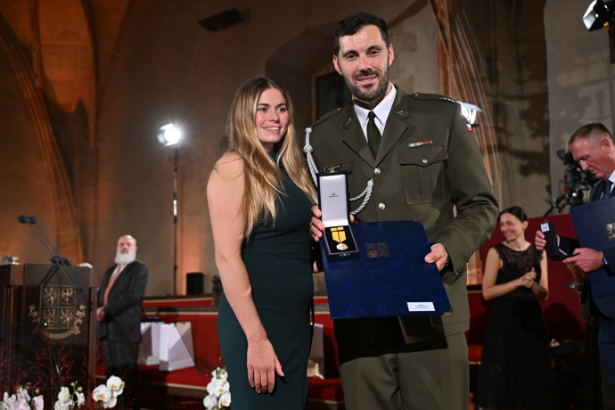 FOTO: Předávání státních vyznamenání na Pražském hradě. – stránka 10