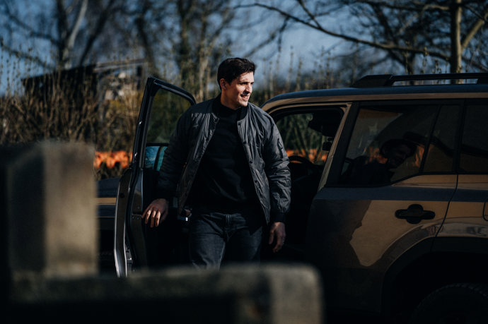 FOTO: Čestmír Strakatý ve hře skončil. – stránka 3