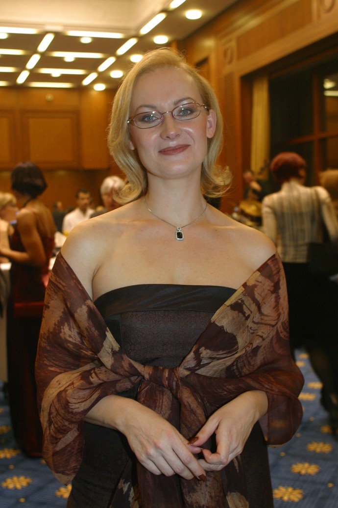 FOTO: Herečka Zuzana Slavíková. – stránka 5