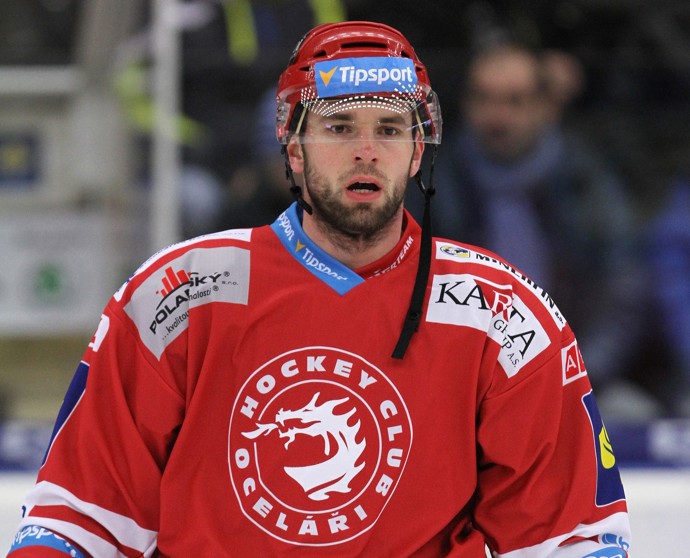 FOTO: Richard Stehlík má za sebou dlouhou kariéru. – stránka 9