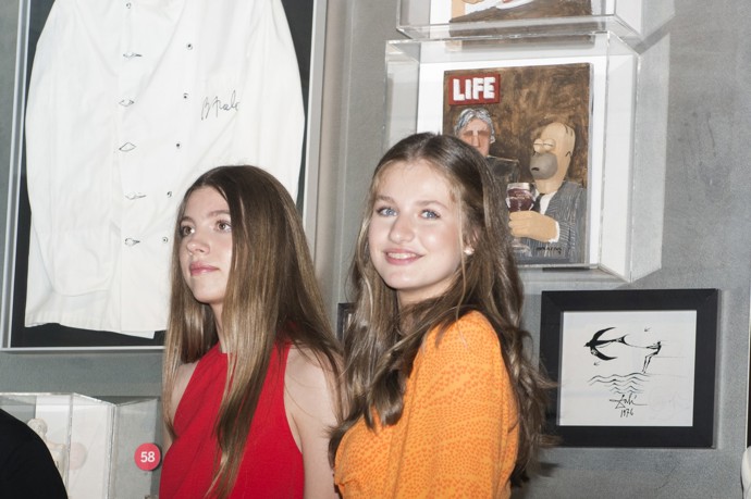 FOTO: Princezna Leonor se svou mladší sestrou Sofií. – stránka 5