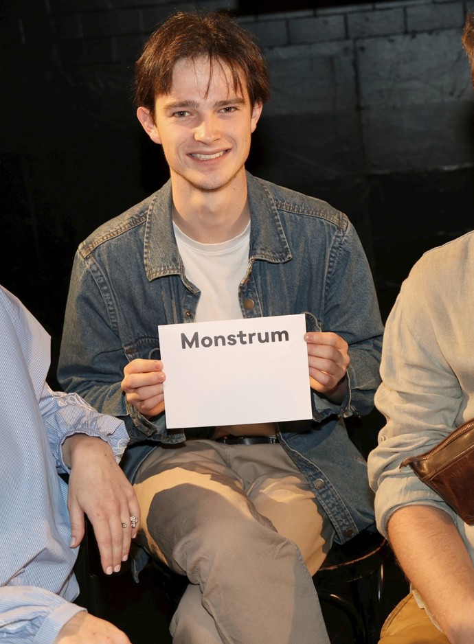 FOTO: Jan Dlouhý si zahrál v seriálu Ulice. – stránka 6