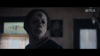 FOTO: Britský herec Charlie Hunnam v novém snímku Netflixu, kde ztvárnil šíleného vraha, rozdělil diváky na dva tábory.