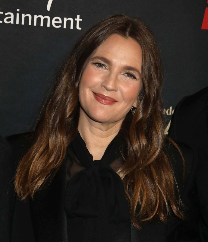 FOTO: Drew Barrymore vypadá stále skvěle. – stránka 1