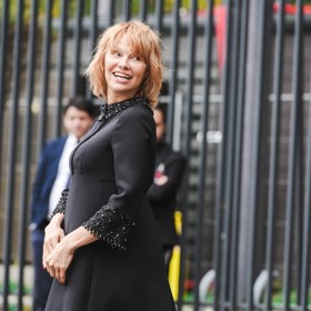 ...nebo jen přirozeně rozvrkočené.