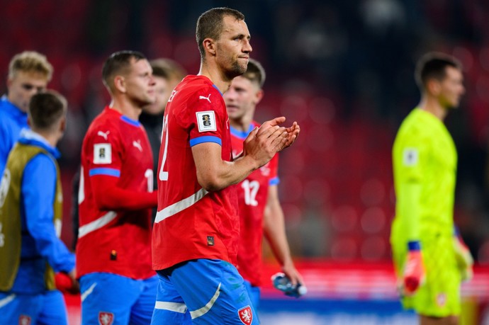 FOTO: Ani Tomáš Souček nepodal proti Faerským ostrovům nejlepší výkon.