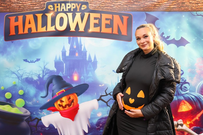 FOTO: Bára Mottlová ukázala bříško jako malou dýni. – stránka 2