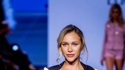 FOTO: Nela Slováková na módní přehlídce v Bratislavě.